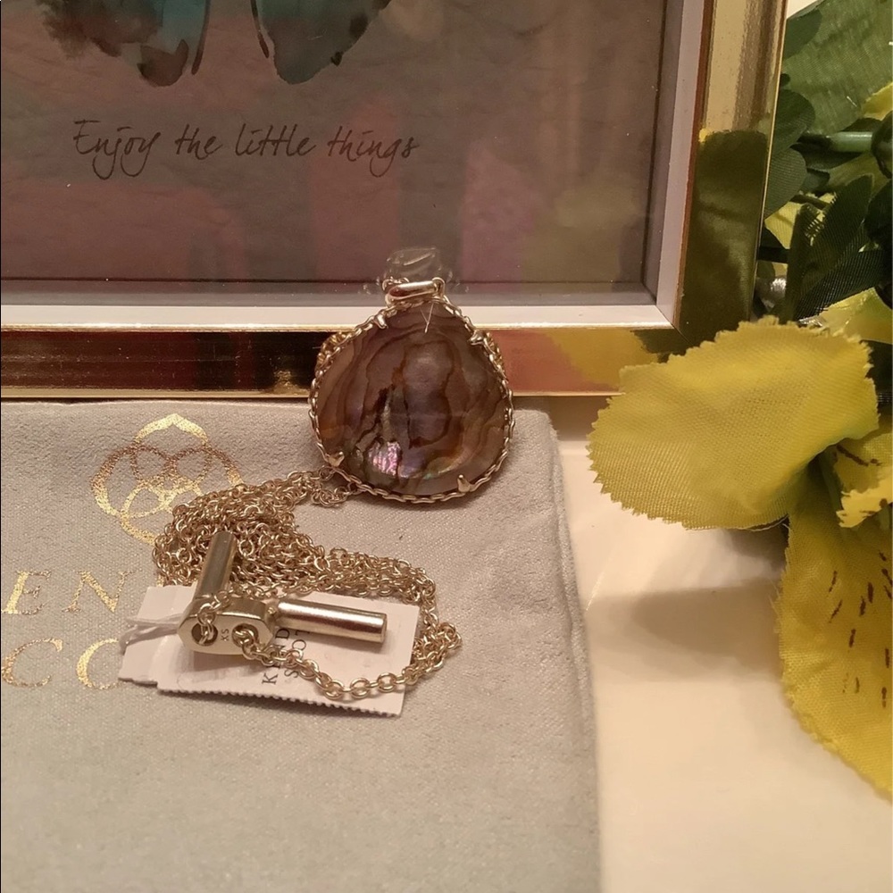 Kendra Scott Nude Abalone Gold Pendant Necklace